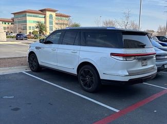 Used 2024 Lincoln Navigator L Reserve video 2