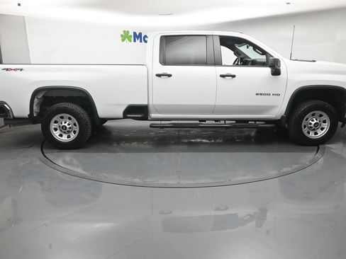 Used 2021 Chevrolet Silverado 2500 W/T w/ WT Convenience Package AWD/4WD image 2