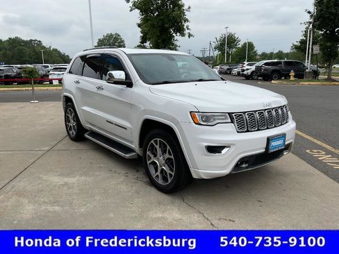 Used 2019 Jeep Grand Cherokee Overland AWD/4WD image 8