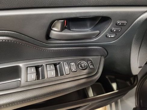 Certified 2024 Honda Odyssey Sport image 20