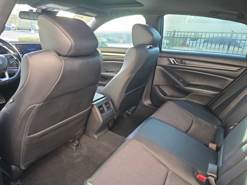 Used 2020 Honda Accord Sport image 12