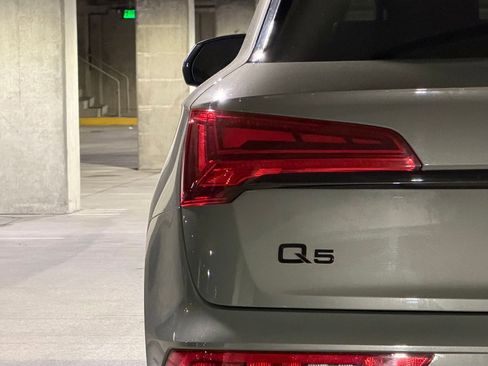 Used 2023 Audi Q5 e Premium Plus w/ Premium Plus Package image 13