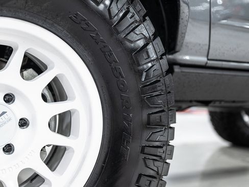 New 2025 Ford Bronco Heritage Edition AWD/4WD image 17