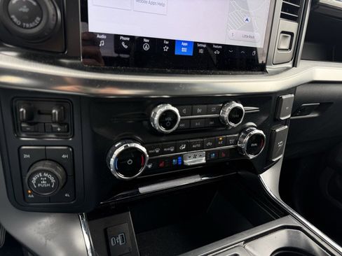 Used 2024 Ford F150 Lariat w/ Tow/Haul Package image 18