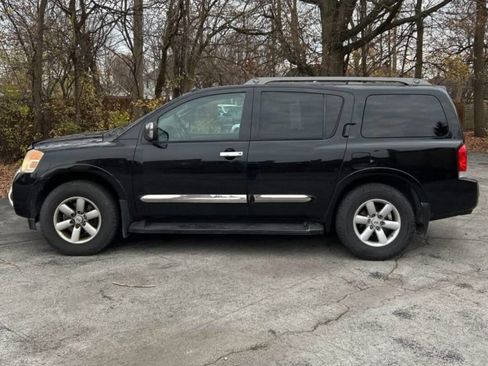 Used 2010 Nissan Armada SE image 3