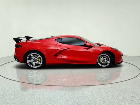 Used 2022 Chevrolet Corvette Stingray Preferred Cpe w/ Z51 Performance Package RWD image 5
