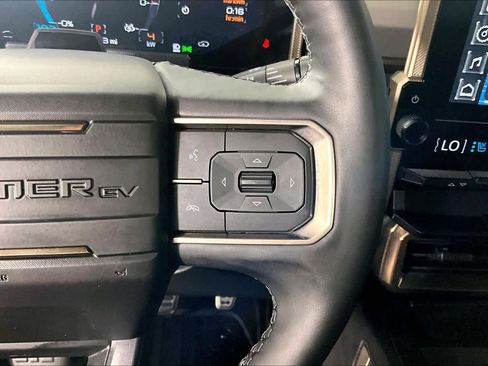 Used 2025 GMC Hummer EV 3X w/ LPO, Sport Package AWD/4WD image 22