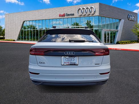 Certified 2023 Audi Q8 Premium w/ Convenience Package AWD/4WD image 5