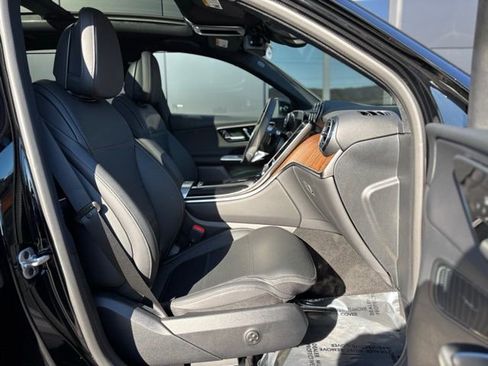 Used 2026 Mercedes-Benz GLC 300 4MATIC image 47