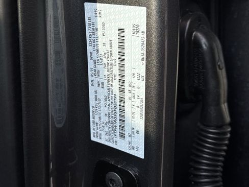 Used 2025 Ford F150 Raptor AWD/4WD image 43