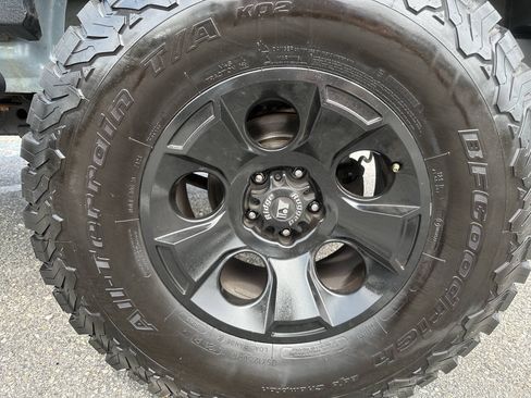 Used 2015 Jeep Wrangler Unlimited Sport w/ Quick Order Package 24S AWD/4WD image 18