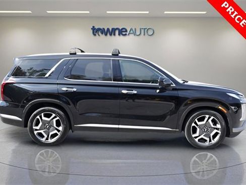 Used 2023 Hyundai Palisade Limited image 6