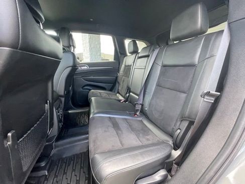 Used 2021 Jeep Grand Cherokee Laredo X AWD/4WD image 25