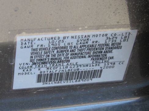 New 2025 Nissan Versa SV w/ Trunk Package image 24