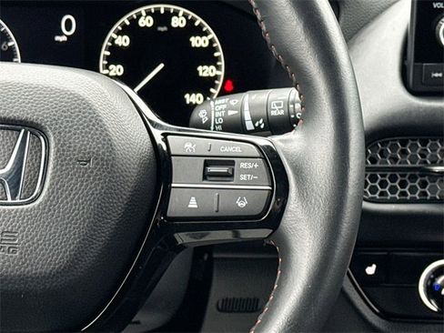 Used 2025 Honda HR-V Sport image 25