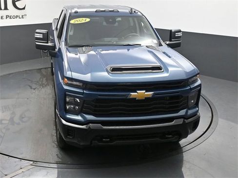 Used 2024 Chevrolet Silverado 2500 Custom w/ Custom Convenience Package image 58