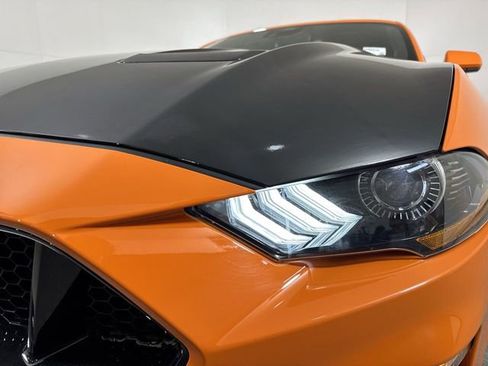 Used 2021 Ford Mustang GT Premium w/ Carbon Sport Interior Package image 27