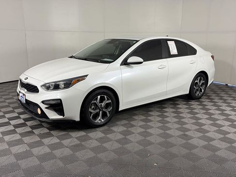 Used 2021 Kia Forte LXS image 1