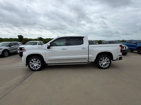 Used 2025 Chevrolet Silverado 1500 High Country image 7