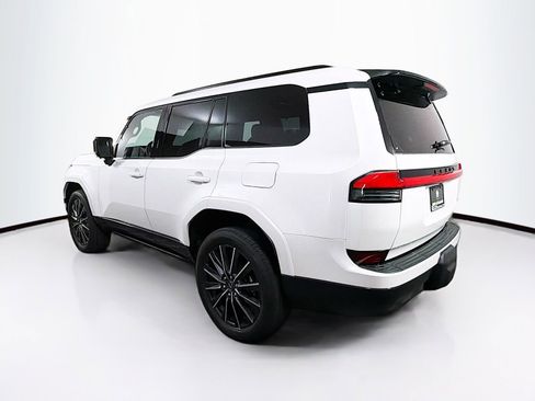 Used 2025 Lexus GX 550 w/ Cold Area Package image 5