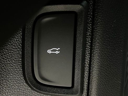 New 2026 Chevrolet Equinox RS w/ Safety and Technology Package FWD image 18