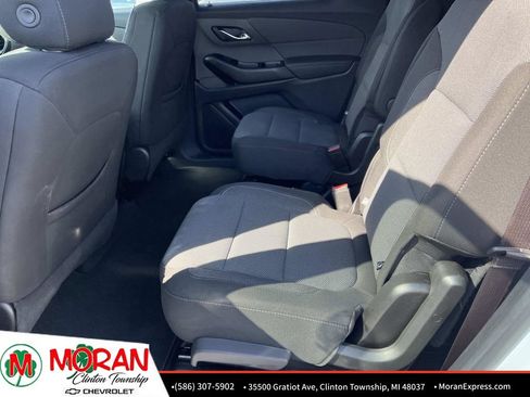 Certified 2023 Chevrolet Traverse LT image 13