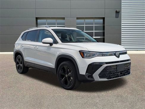 New 2025 Volkswagen Taos SEL image 1