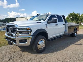 New 2025 RAM 5500 Tradesman AWD/4WD video 3