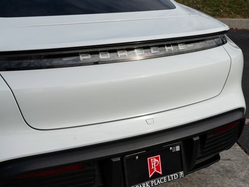 Used 2020 Porsche Taycan 4S image 16