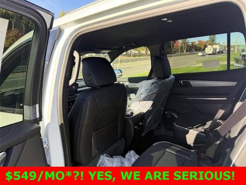 New 2026 Buick Enclave Preferred w/ Power Package image 8