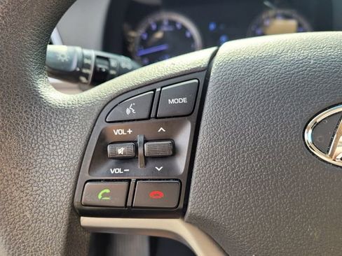 Used 2017 Hyundai Tucson SE image 24