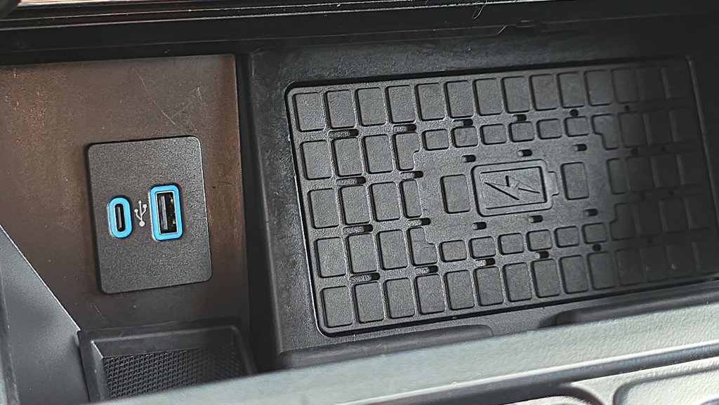 Used 2024 Ford F150 Raptor AWD/4WD image 34