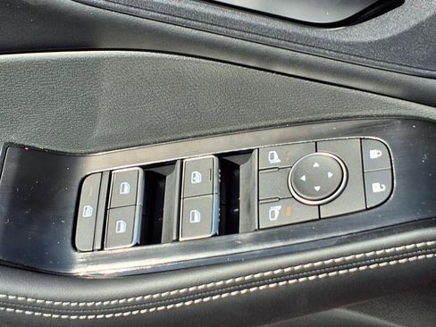 New 2025 Nissan Rogue SL image 19