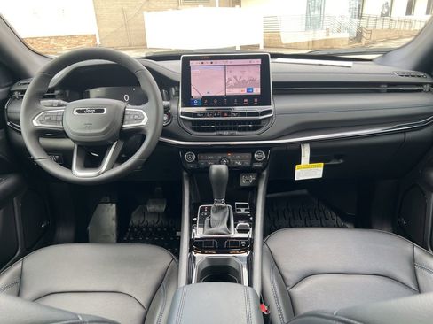 New 2026 Jeep Compass Limited w/ Sun, Sound & Navigation Group AWD/4WD image 19
