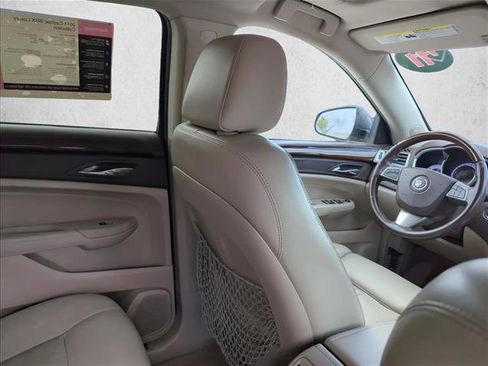 Used 2011 Cadillac SRX Luxury FWD image 21