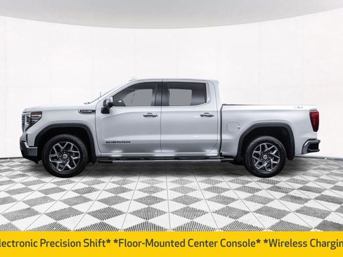 Used 2023 GMC Sierra 1500 SLT w/ SLT Premium Package image 8