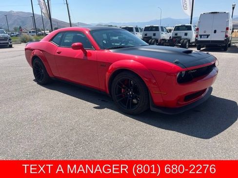 Used 2022 Dodge Challenger R/T Scat Pack RWD image 1