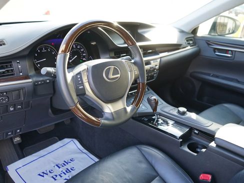Used 2013 Lexus ES 350 FWD image 8