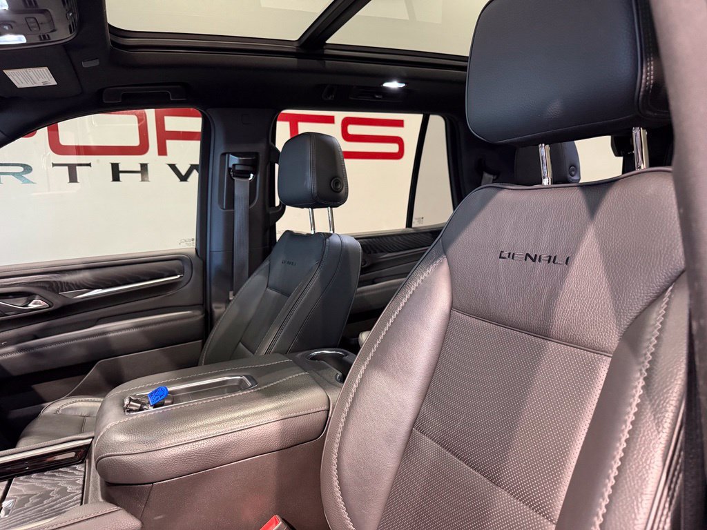 Used 2021 GMC Yukon Denali w/ Denali Premium Package AWD/4WD image 26