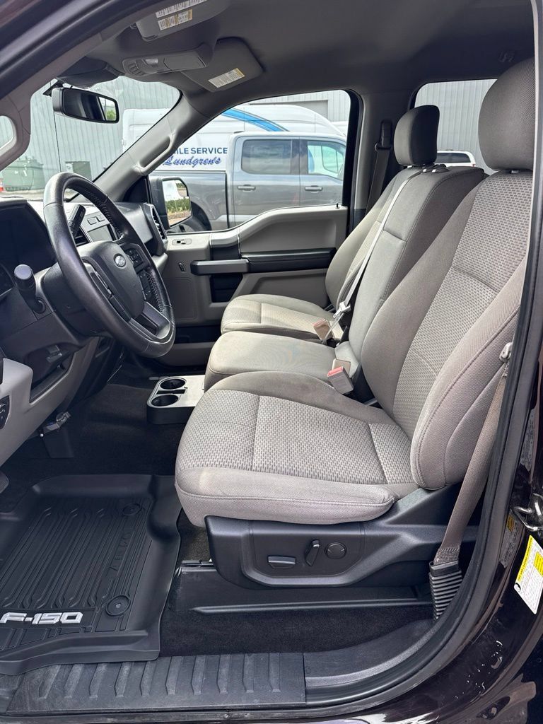 Used 2019 Ford F150 XLT w/ Equipment Group 302A Luxury AWD/4WD image 19