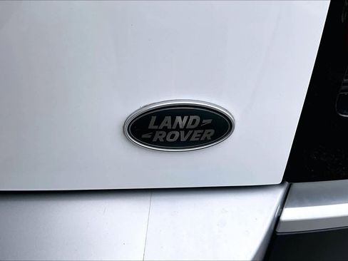 Used 2020 Land Rover Defender 110 HSE image 10