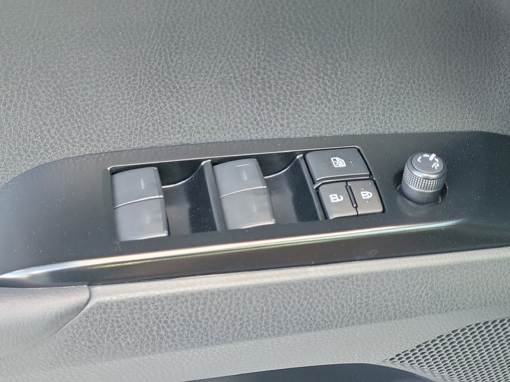 Used 2025 Toyota Camry SE w/ Multimedia Upgrade Package FWD image 31