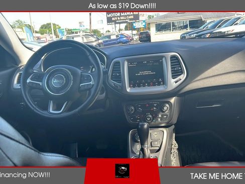 Used 2018 Jeep Compass Latitude w/ Popular Equipment Group AWD/4WD image 11