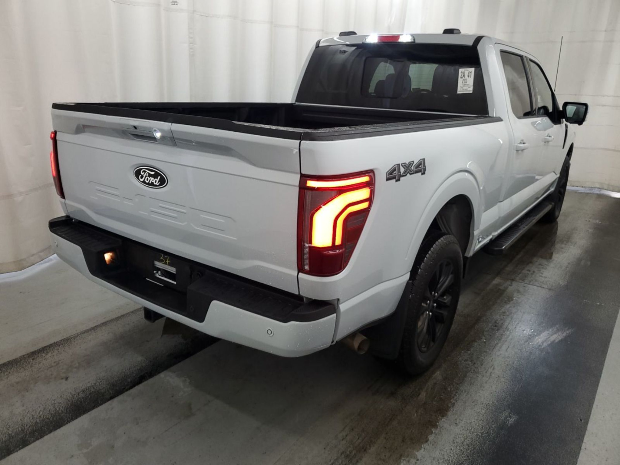 Used 2025 Ford F150 Lariat AWD/4WD image 3