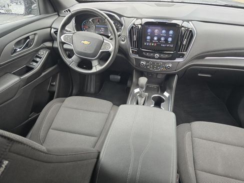 Used 2023 Chevrolet Traverse LT FWD image 32