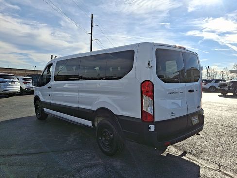 Used 2023 Ford Transit 350 XLT image 7