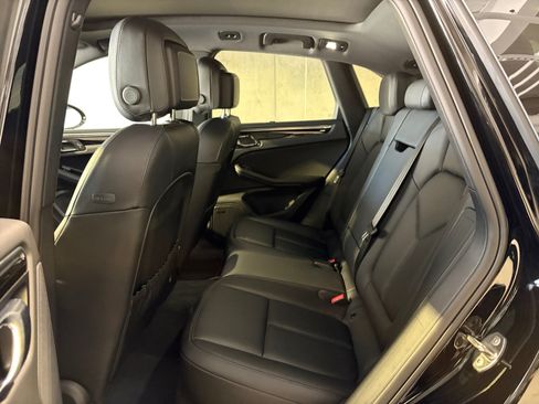 Certified 2026 Porsche Macan AWD/4WD image 23