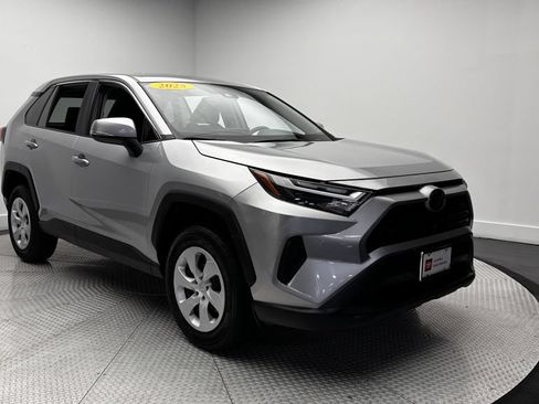 Used 2025 Toyota RAV4 LE FWD image 39