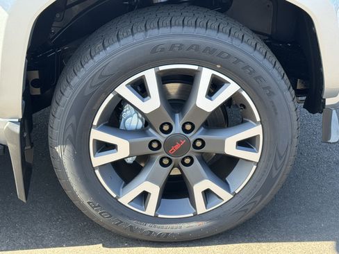 New 2026 Toyota 4Runner TRD Sport Premium AWD/4WD image 15
