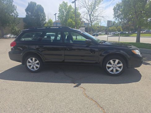 Used 2009 Subaru Outback 2.5i Special Edition AWD/4WD image 4